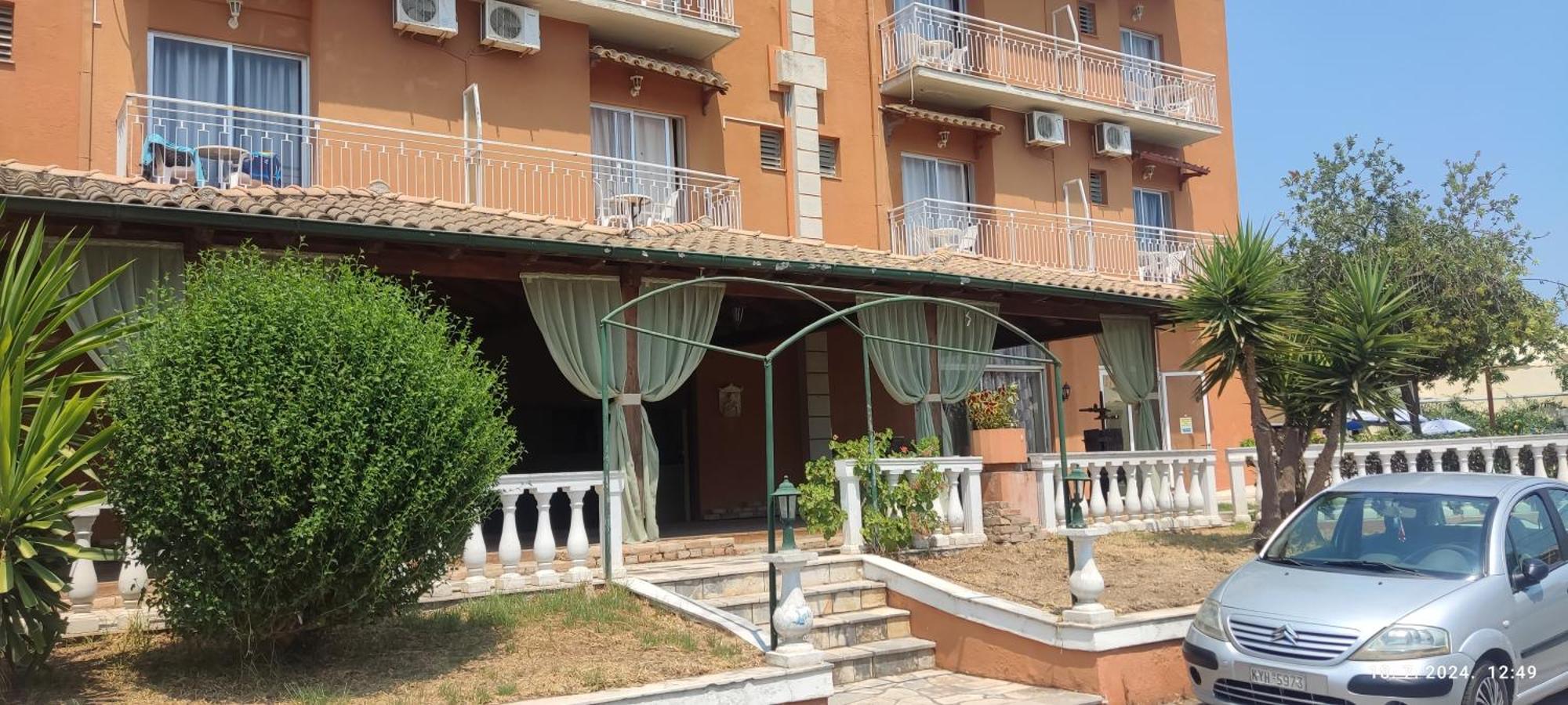 Pantheon Hall Hotel Mesongí Exterior foto